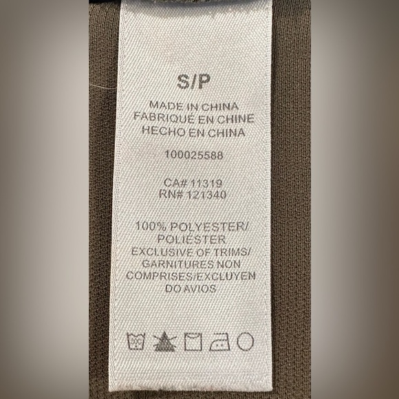 💚💚Army Green Cinched Dynamite Dress - Size Small 💚💚 - Picture 9 of 11